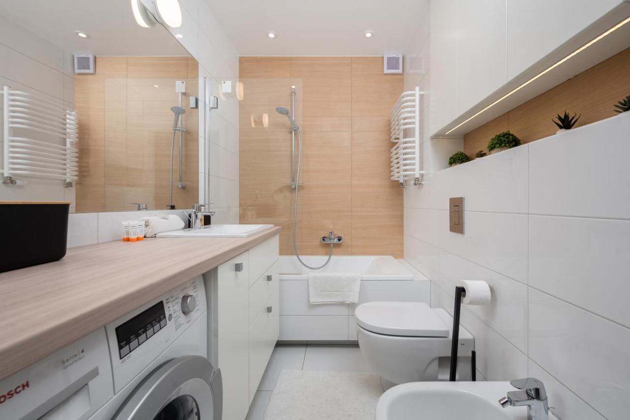 Wroclaw Dabie Silver By Renters ภายนอก รูปภาพ